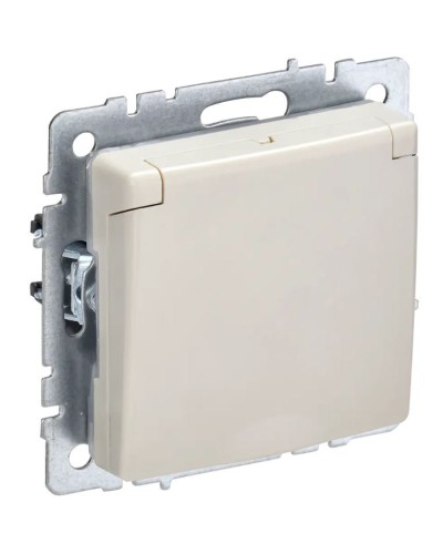 Розетка с з/к РСбш10-3-БрКр бежевый BRITE (BR-R16-16-K10). Розетка с заземлением с защитными шторками и крышкой. IEK в Набережных Челнах
